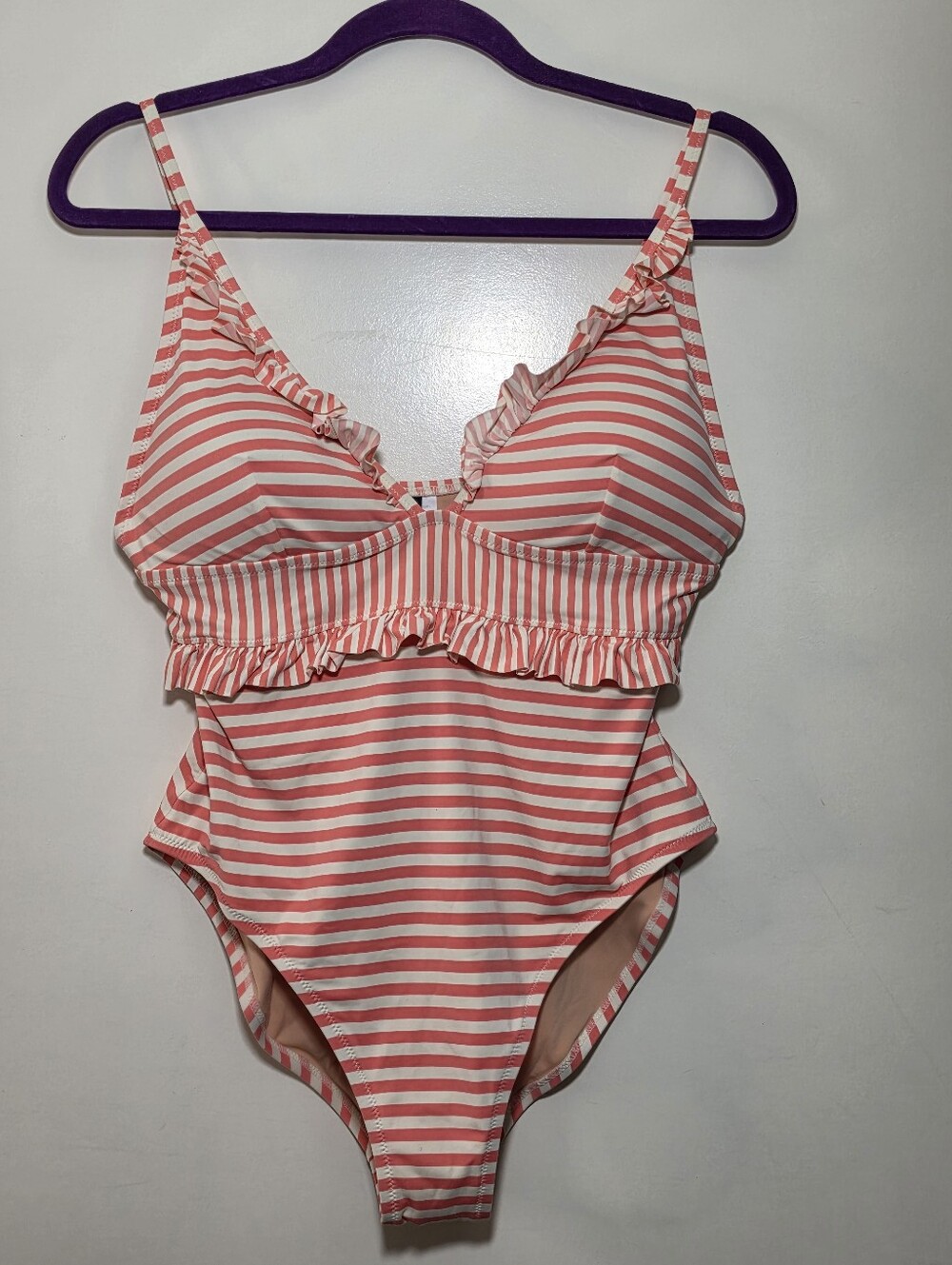Ruffle one-piece swimsuit Size 14